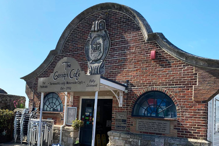 Gossips Cafe - Explore the Isle of Wight